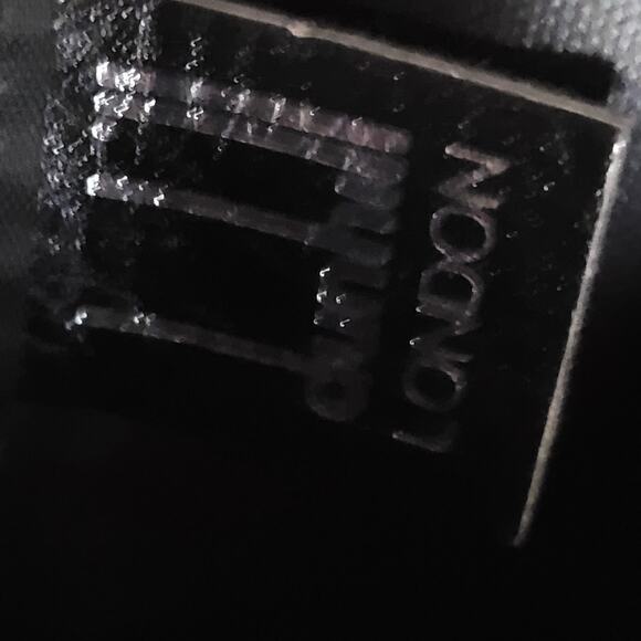 Dunhill Wristlet Pouch Zip Toiletry Men's Bag Large 9x8 Black Logo Designer - Picture 8 of 9